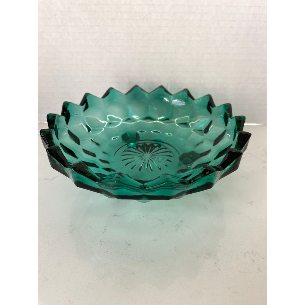 Vintage Emerald Green Glass Footed Bowl Honeycomb Sawtooth Rim 6.5 Inch MCM